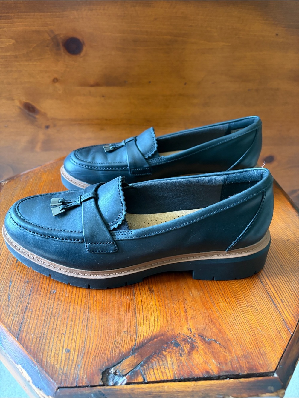 Black Ladies Clarks Westlynn Bella Loafers - Picture 2 of 9